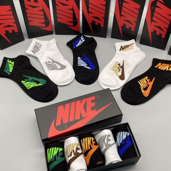 réplica,joyas,joyería,1:1,replica,fake,lujo,barato calcetines NIKE de última moda (5 pares por caja)