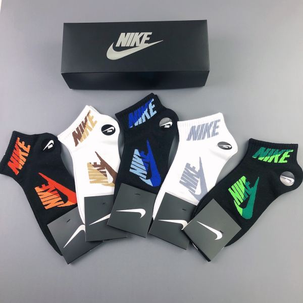 réplica,joyas,joyería,1:1,replica,fake,lujo,barato calcetines NIKE de última moda (5 pares por caja)