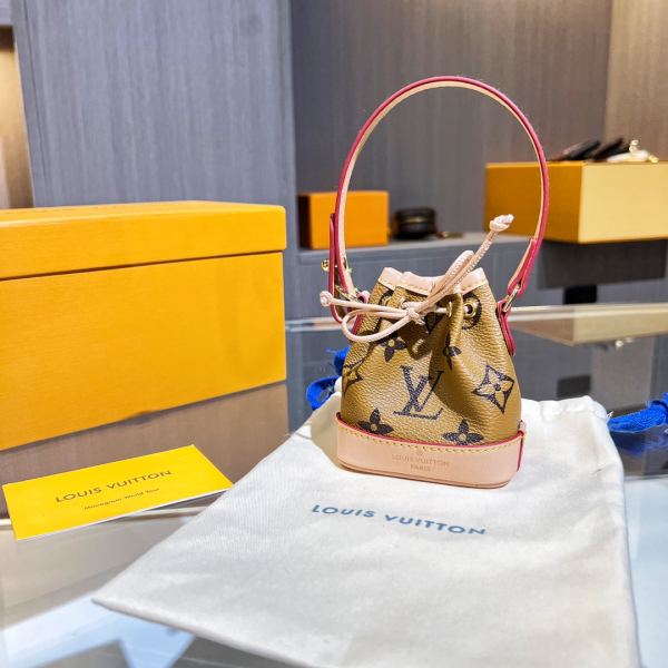 réplica,joyas,joyería,1:1,replica,fake,lujo,barato Llavero Mini Cubo Louis Vuitton/M00818