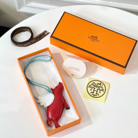 réplica,joyas,joyería,1:1,replica,fake,lujo,barato Colgante de bolso Hermes Flying Pig