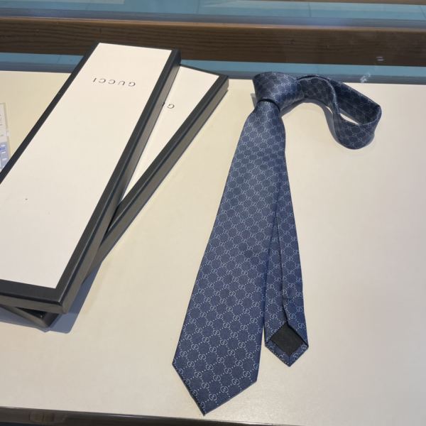 réplica,joyas,joyería,1:1,replica,fake,lujo,barato Corbata de seda Gucci