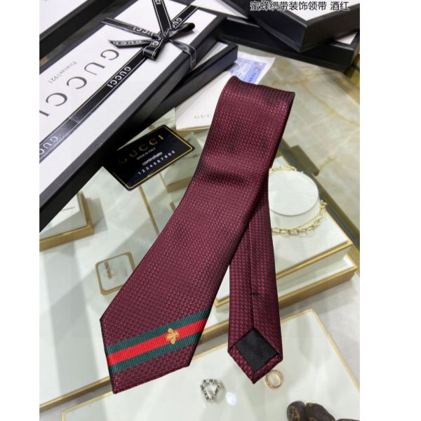 réplica,joyas,joyería,1:1,replica,fake,lujo,barato Corbata nueva de hombre Gucci