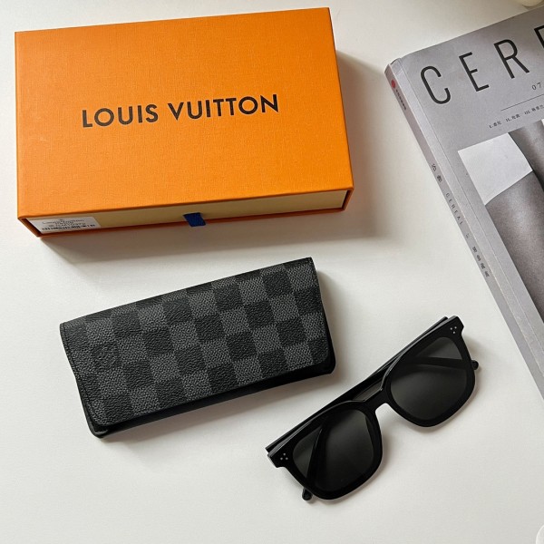 réplica,joyas,joyería,1:1,replica,fake,lujo,barato Caja de gafas Louis Vuitton/16,5×7,5×3cm