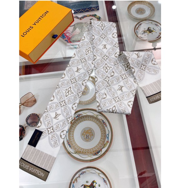 réplica,joyas,joyería,1:1,replica,fake,lujo,barato Serpentina de seda de doble capa de Louis Vuitton