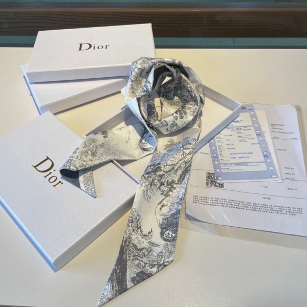 réplica,joyas,joyería,1:1,replica,fake,lujo,barato Lazo pequeño de moda Dior