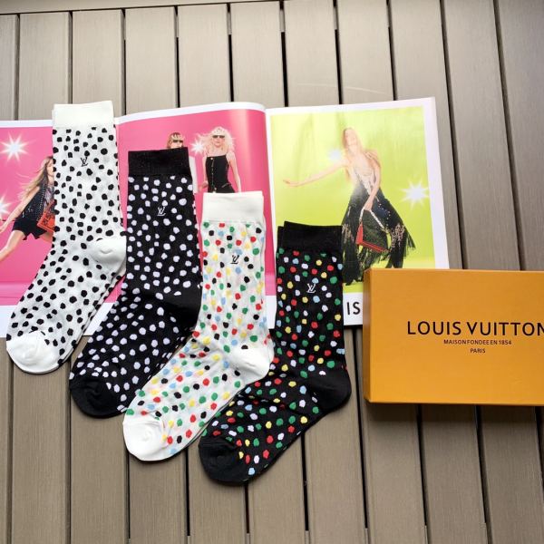 réplica,joyas,joyería,1:1,replica,fake,lujo,barato 4 pares Louis Vuitton primavera y verano nuevo color lunares finos calcetines de tubo medio de seda fina con purpurina