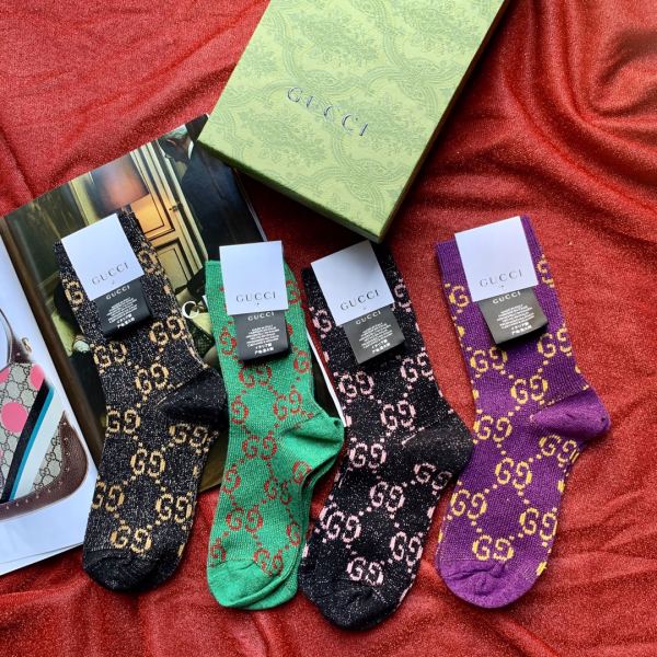réplica,joyas,joyería,1:1,replica,fake,lujo,barato 4 pares de calcetines de tubo medio Gucci classic GG gold thread para mujer