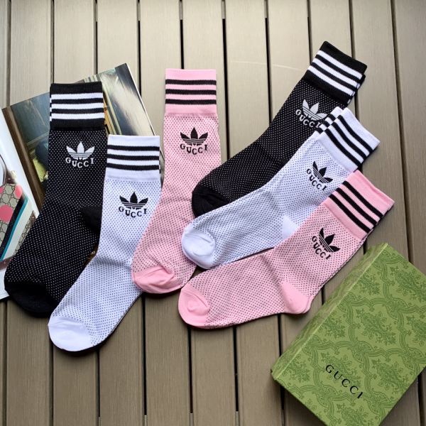 réplica,joyas,joyería,1:1,replica,fake,lujo,barato 6 pares de calcetines de tubo medio de algodón con lunares y el logo de la nueva letra de Gucci