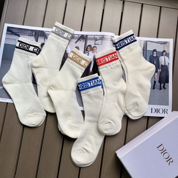 réplica,joyas,joyería,1:1,replica,fake,lujo,barato 6 pares Sitio web oficial de Dior Nueva versión de algodón hueco de malla calcetines de tubo medio