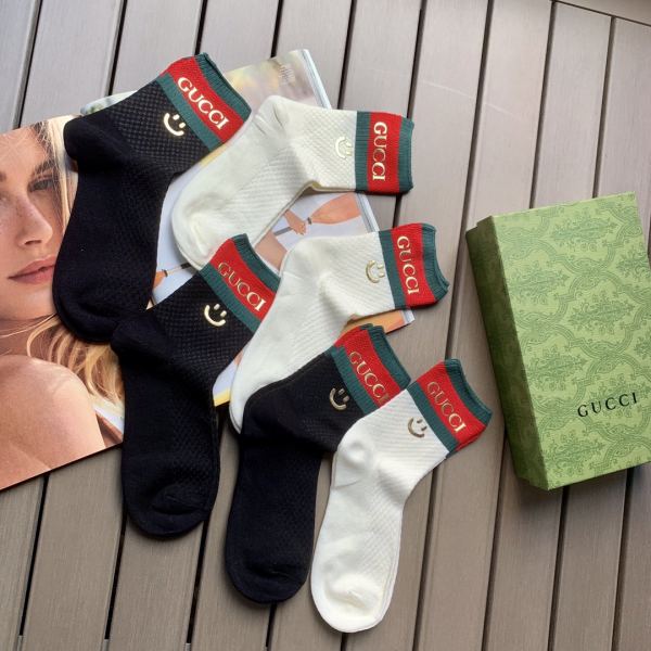réplica,joyas,joyería,1:1,replica,fake,lujo,barato 6 pares de nuevos calcetines de tubo medio de algodón suave y transpirable de Gucci