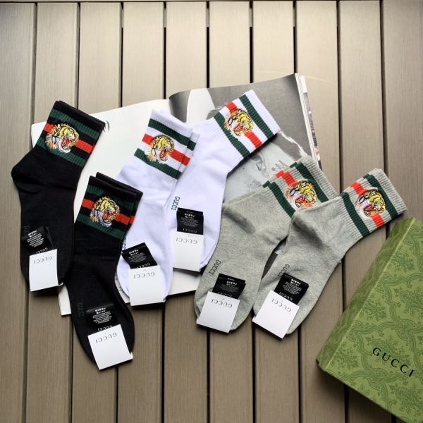 réplica,joyas,joyería,1:1,replica,fake,lujo,barato 6 pares de calcetines de tubo medio de algodón puro con cabeza de tigre bordada de estilo clásico caliente de Gucci