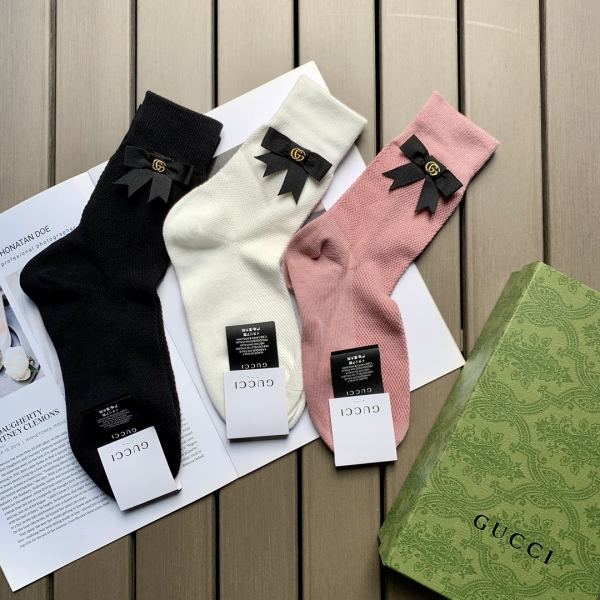 réplica,joyas,joyería,1:1,replica,fake,lujo,barato 3 pares Sitio web oficial de Gucci nuevos calcetines de tubo medio de algodón de malla con lazo