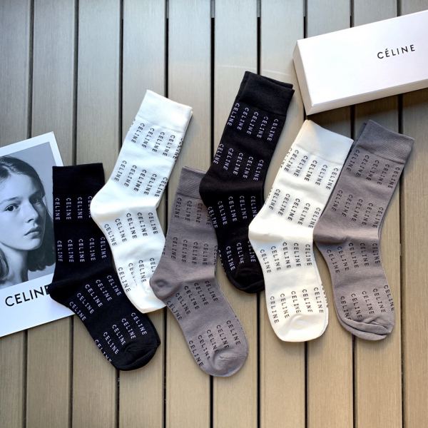 réplica,joyas,joyería,1:1,replica,fake,lujo,barato 6 pares de calcetines de tubo medio de algodón de gama alta con el nuevo logotipo de bombardeo de Celine