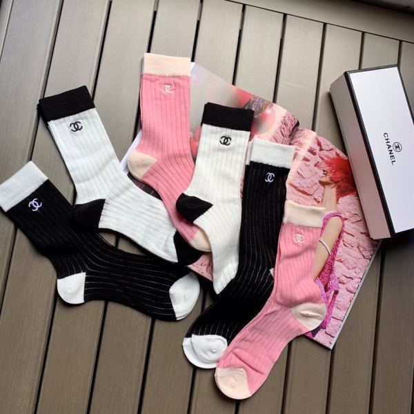 réplica,joyas,joyería,1:1,replica,fake,lujo,barato 6 pares de nuevos calcetines de tubo medio finos y suaves de mezcla de algodón de seda doble C bordados de Chonel
