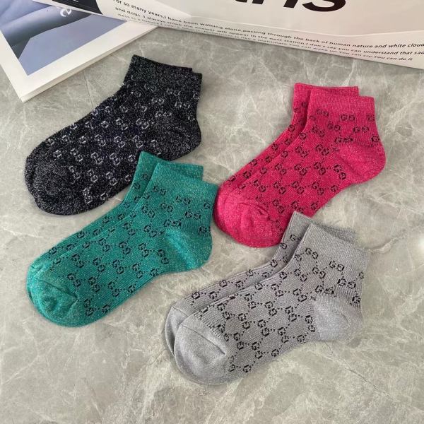réplica,joyas,joyería,1:1,replica,fake,lujo,barato 4 pares de calcetines de seda brillante artesanales de doble aguja con estilo de letras más recientes de Gucci