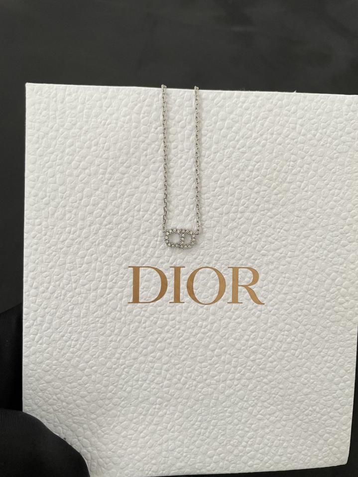réplica,joyas,joyería,1:1,replica,fake,lujo,barato réplica,joyas,joyería,1:1,replica,fake,lujo,barato Collar pequeño Dior