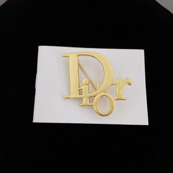 réplica,joyas,joyería,1:1,replica,fake,lujo,barato Broche con la letra del logo Dior, ¡estilo de segunda mano!