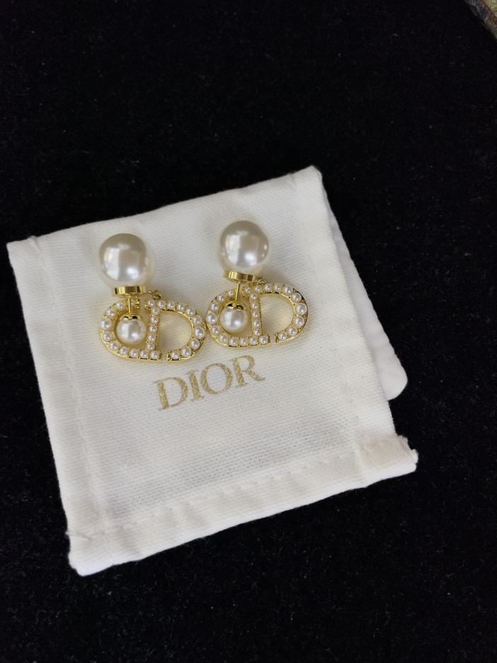 réplica,joyas,joyería,1:1,replica,fake,lujo,barato réplica,joyas,joyería,1:1,replica,fake,lujo,barato Pendientes colgantes con perlas Dior