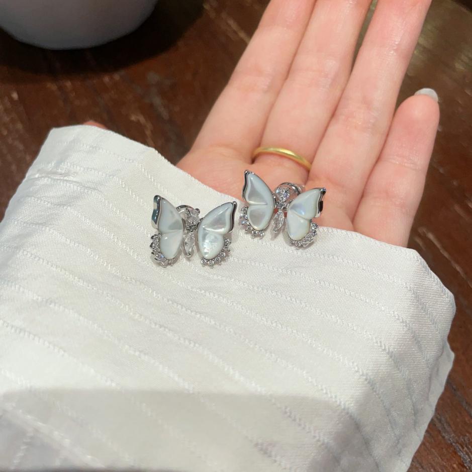 réplica,joyas,joyería,1:1,replica,fake,lujo,barato réplica,joyas,joyería,1:1,replica,fake,lujo,barato Pendientes Dior de segunda mano
