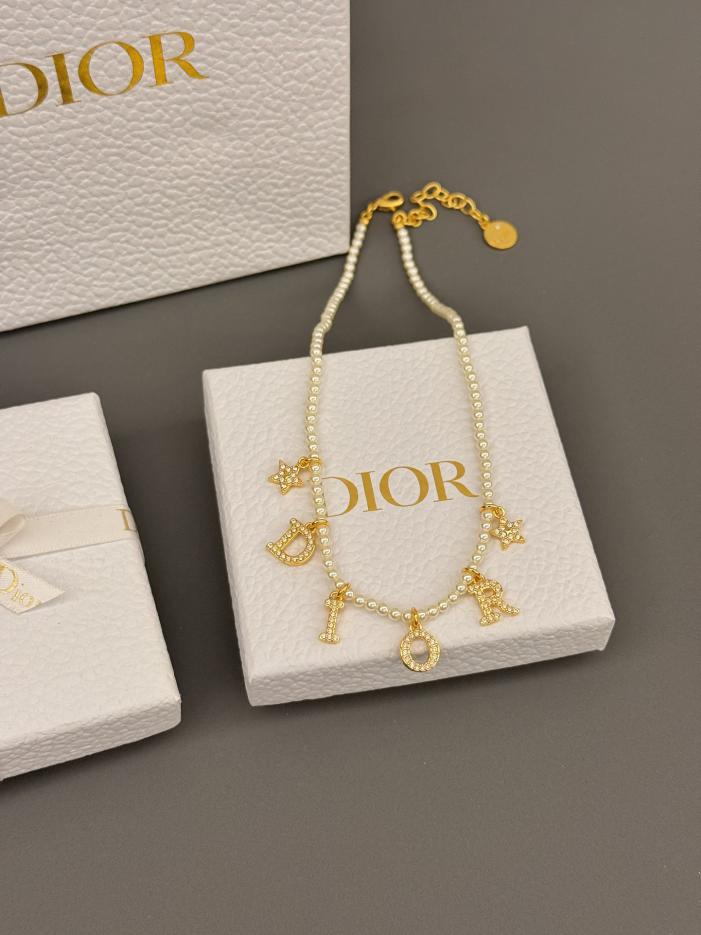 réplica,joyas,joyería,1:1,replica,fake,lujo,barato réplica,joyas,joyería,1:1,replica,fake,lujo,barato Collar Dior con perlas y letras
