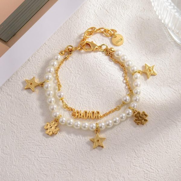 réplica,joyas,joyería,1:1,replica,fake,lujo,barato Broche Dior con la nueva letra