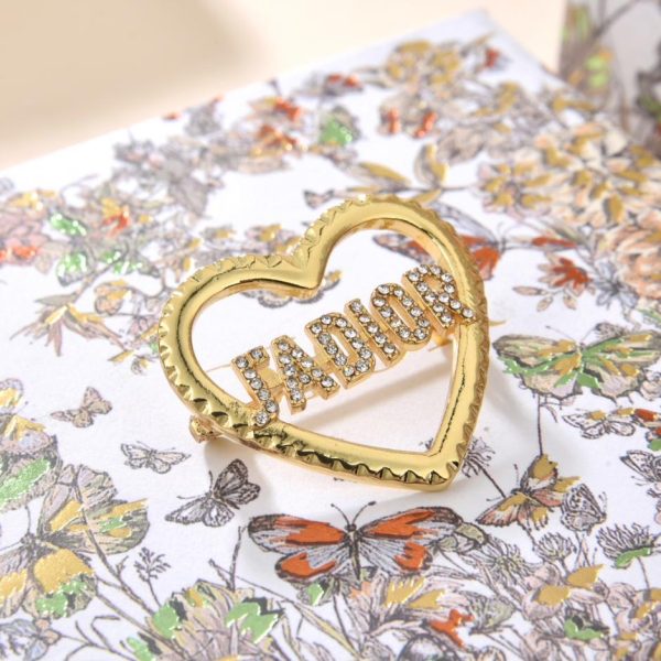 réplica,joyas,joyería,1:1,replica,fake,lujo,barato Broche Dior con la nueva letra