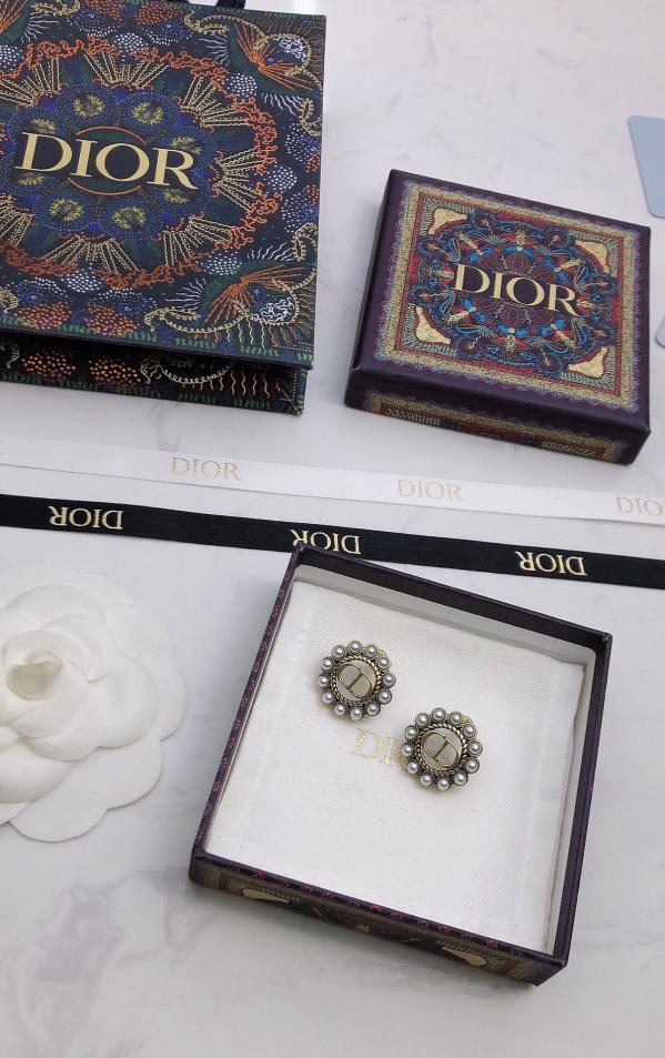 réplica,joyas,joyería,1:1,replica,fake,lujo,barato Pendientes con letras Dior