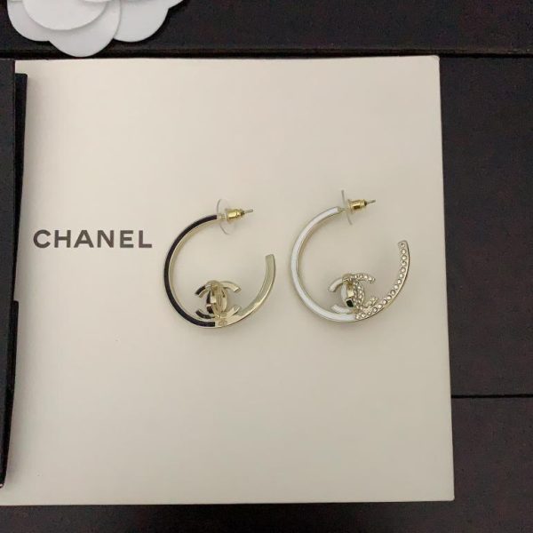 réplica,joyas,joyería,1:1,replica,fake,lujo,barato Ganchos para las orejas de doble cara en blanco y negro de Chanel