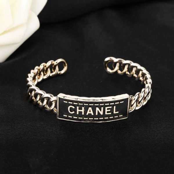 réplica,joyas,joyería,1:1,replica,fake,lujo,barato Pulsera Chanel con doble C y diamantes completos.