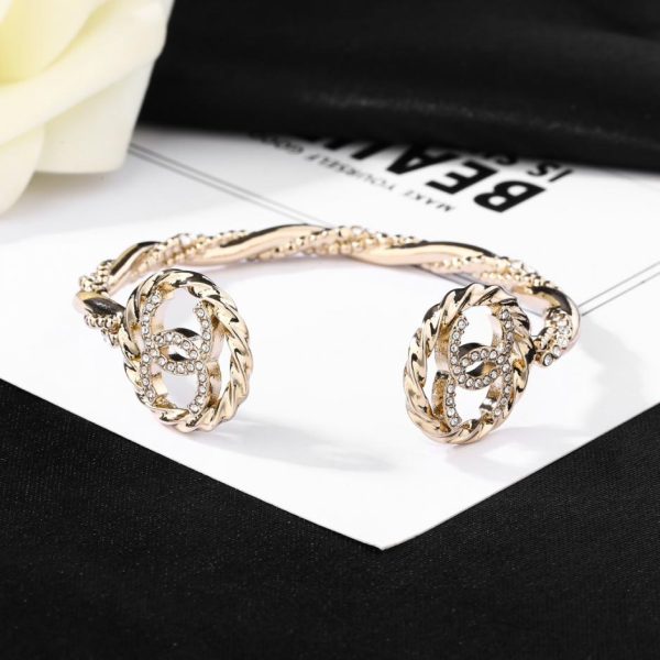 réplica,joyas,joyería,1:1,replica,fake,lujo,barato Pulsera Chanel de piel de cordero con estrellas