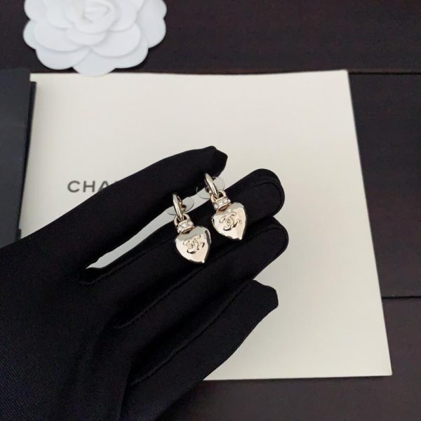 réplica,joyas,joyería,1:1,replica,fake,lujo,barato Chanel pequeños ganchos para la oreja love
