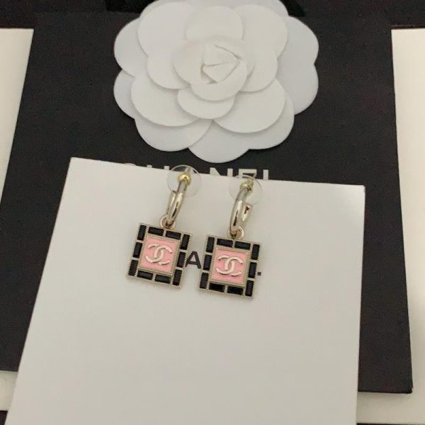 réplica,joyas,joyería,1:1,replica,fake,lujo,barato Ganchos para la oreja Chanel con diamantes negros y rosas