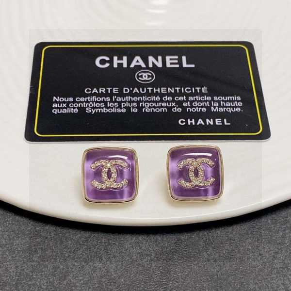 réplica,joyas,joyería,1:1,replica,fake,lujo,barato Aretes Chanel con letra C doble y diamantes en color morado