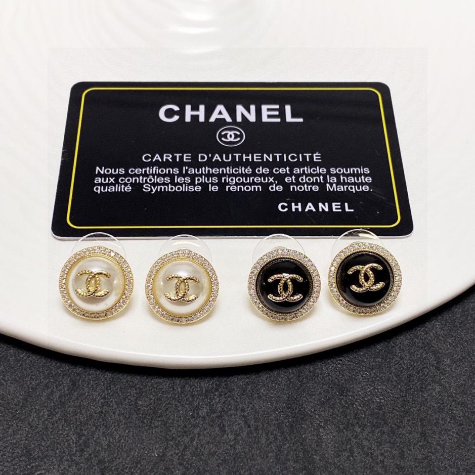 réplica,joyas,joyería,1:1,replica,fake,lujo,barato réplica,joyas,joyería,1:1,replica,fake,lujo,barato Pendientes Chanel doble C en blanco y negro