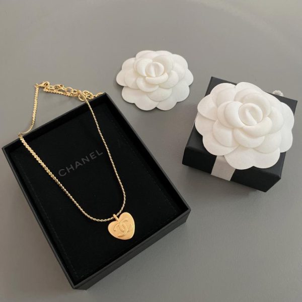 réplica,joyas,joyería,1:1,replica,fake,lujo,barato ChanelPendientes Chanel con doble C en forma de cubo de hielo transparente