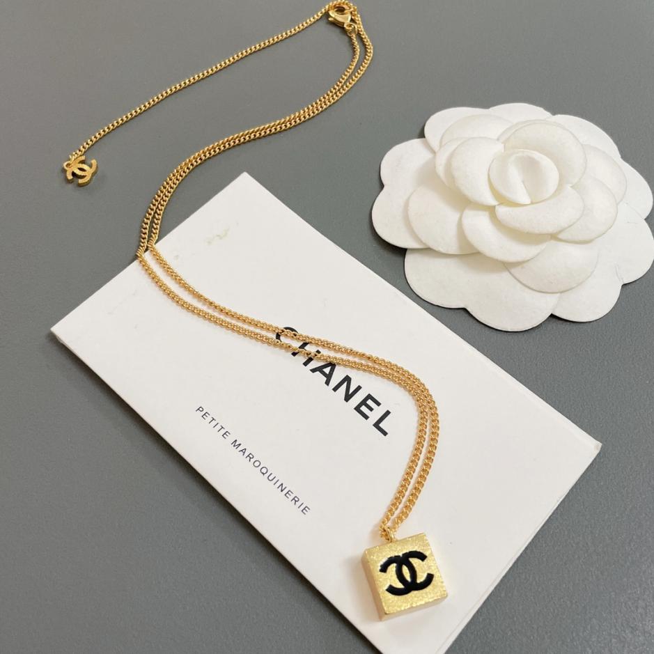 réplica,joyas,joyería,1:1,replica,fake,lujo,barato réplica,joyas,joyería,1:1,replica,fake,lujo,barato Collar cuadrado de incienso Chanel