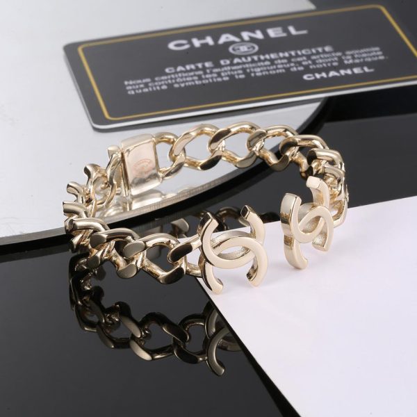 réplica,joyas,joyería,1:1,replica,fake,lujo,barato Pendientes de medio aro Chanel
