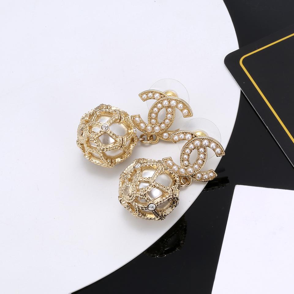 réplica,joyas,joyería,1:1,replica,fake,lujo,barato réplica,joyas,joyería,1:1,replica,fake,lujo,barato Pendientes Chanel Egipto doble c