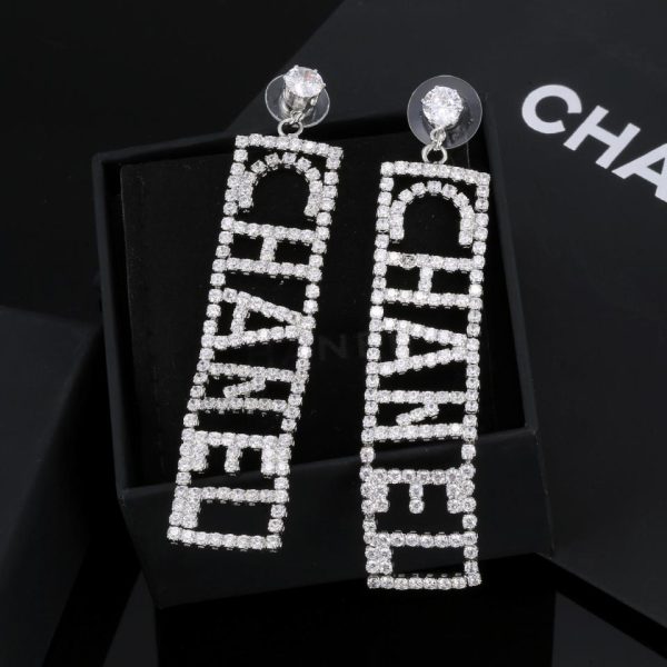 réplica,joyas,joyería,1:1,replica,fake,lujo,barato Aretes de perlas Chanel Egypt con doble C