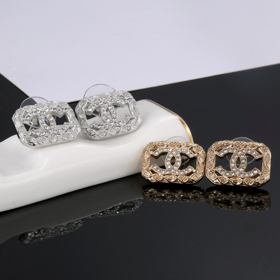 réplica,joyas,joyería,1:1,replica,fake,lujo,barato réplica,joyas,joyería,1:1,replica,fake,lujo,barato Pendientes Chanel Egipto doble c