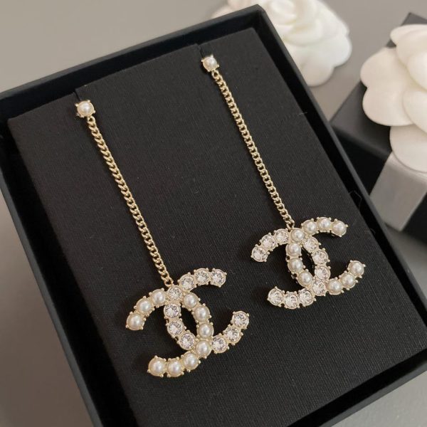 réplica,joyas,joyería,1:1,replica,fake,lujo,barato Pendientes Chanel con media cuenta y medio diamante