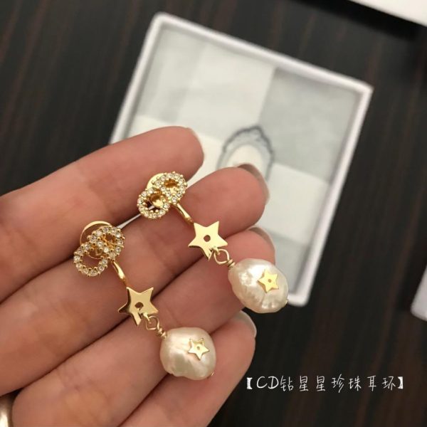 réplica,joyas,joyería,1:1,replica,fake,lujo,barato Pendientes en forma de Chanel