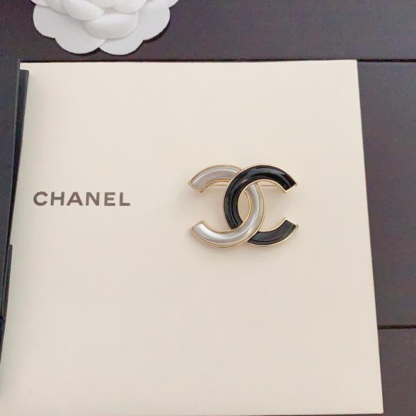 réplica,joyas,joyería,1:1,replica,fake,lujo,barato Broche Chanel de oro broche otoño e invierno.