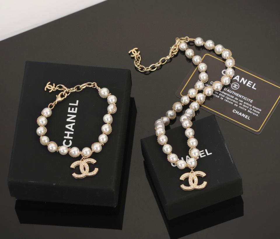réplica,joyas,joyería,1:1,replica,fake,lujo,barato réplica,joyas,joyería,1:1,replica,fake,lujo,barato Pulsera Chanel, collar P85, collar pulsera de perlas Chanel doble C