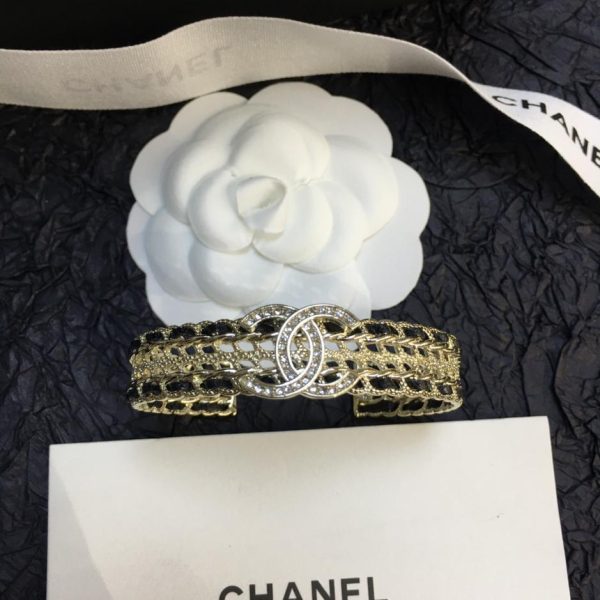réplica,joyas,joyería,1:1,replica,fake,lujo,barato Broche doble C con copo de nieve de alta gama de Chanel