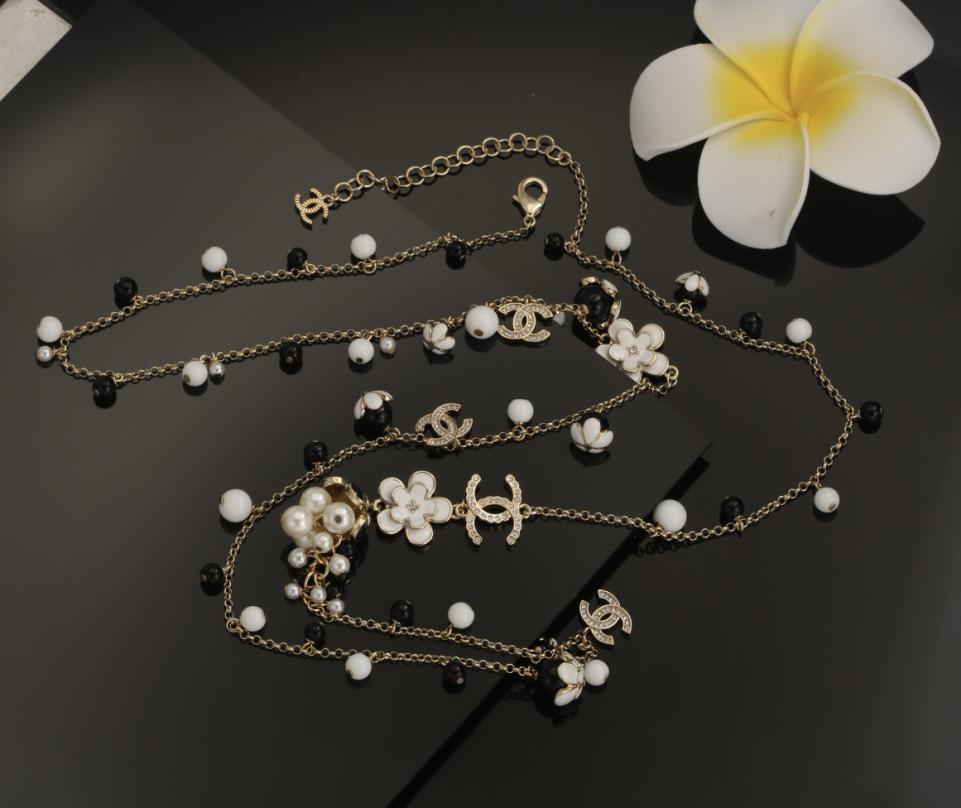 réplica,joyas,joyería,1:1,replica,fake,lujo,barato réplica,joyas,joyería,1:1,replica,fake,lujo,barato Cadena de suéteres de otoño e invierno de Chanel.