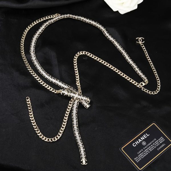 réplica,joyas,joyería,1:1,replica,fake,lujo,barato Pendientes Chanel con perlas y diamantes cuadrados