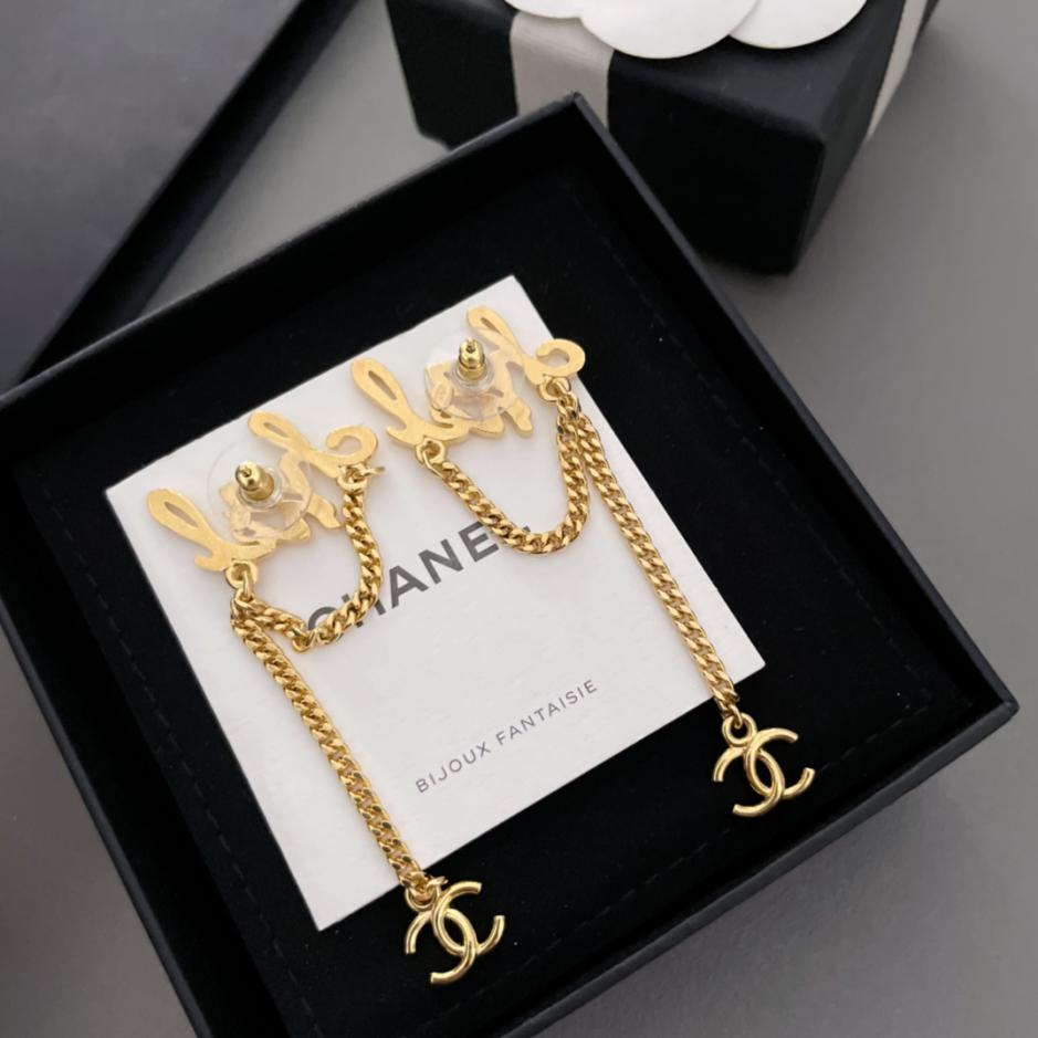 réplica,joyas,joyería,1:1,replica,fake,lujo,barato réplica,joyas,joyería,1:1,replica,fake,lujo,barato Pendientes con borlas y letras de Chanel
