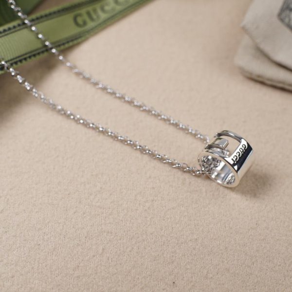 réplica,joyas,joyería,1:1,replica,fake,lujo,barato Collar de plata con anillo con doble G hueca de Gucci