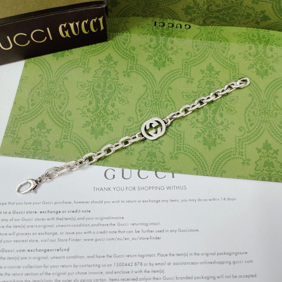 réplica,joyas,joyería,1:1,replica,fake,lujo,barato réplica,joyas,joyería,1:1,replica,fake,lujo,barato Diseño de pulsera Gucci.